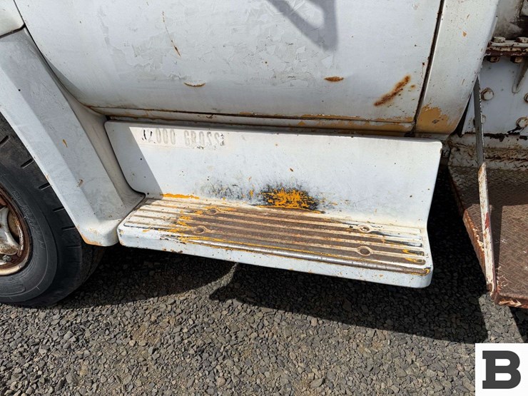 1975-chevrolet-c65-image-12