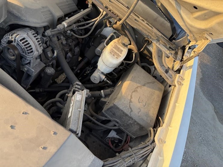 2013-chevrolet-2500-image-20