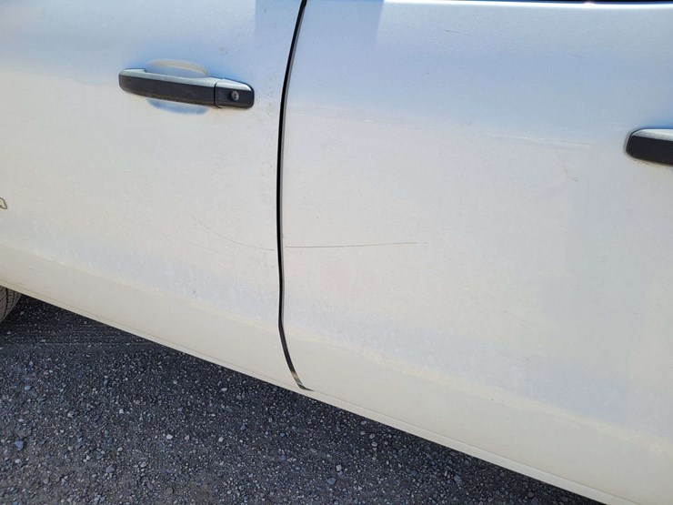 2019-chevrolet-silverado-2500-w/t-image-9