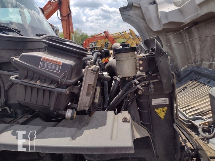 international-15-image-36