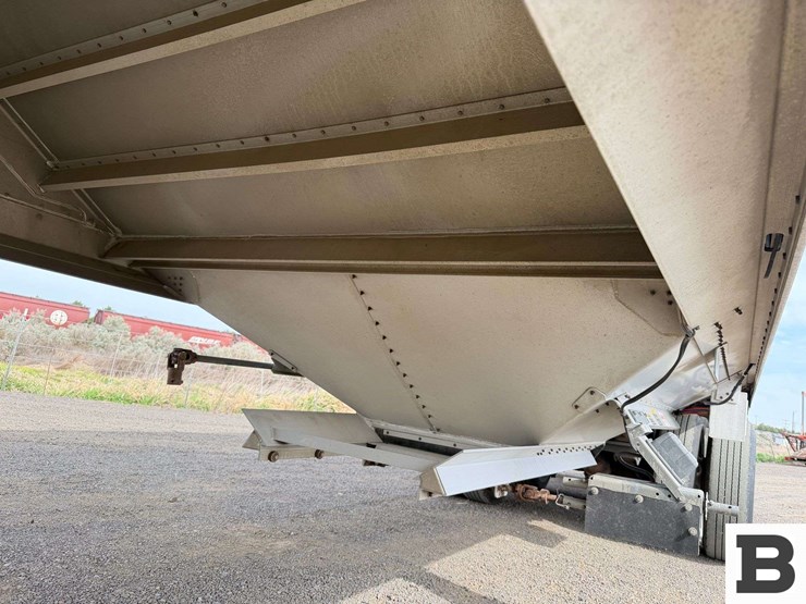 2017-timpte-hopper-bottom-image-25