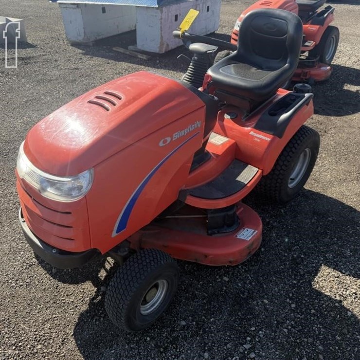 SIMPLICITY BROADMOOR