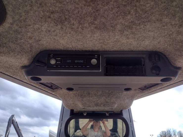 deere-650k-lgp-image-9