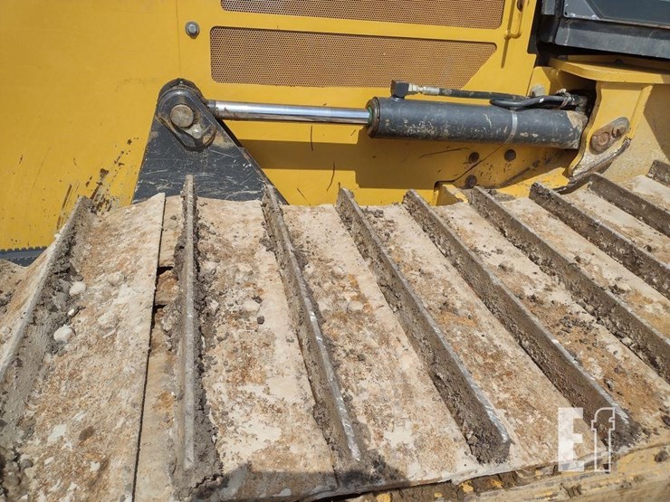 18-deere-650k-lgp-image-19