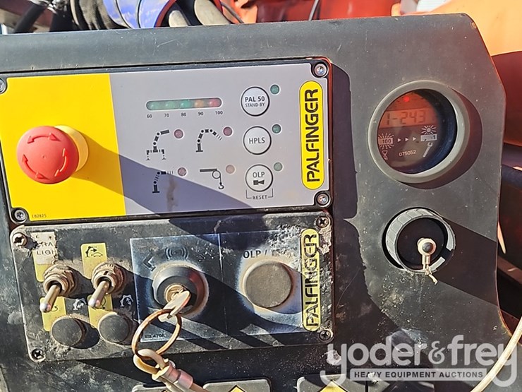 2008-international-7400-image-27