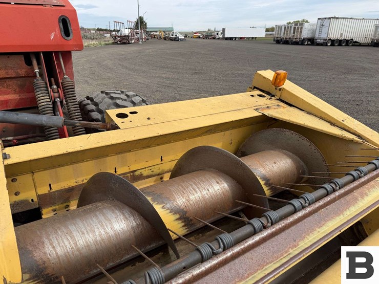 1991-new-holland-1118-image-14