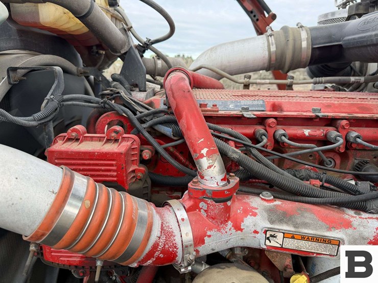 2013-peterbilt-388-image-50