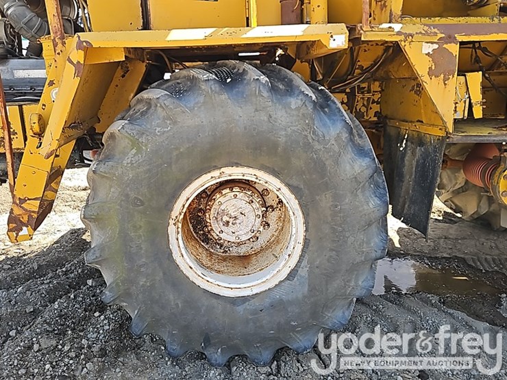 rickel-big-a-3500,-liquid-fertilizer-spreader-image-12