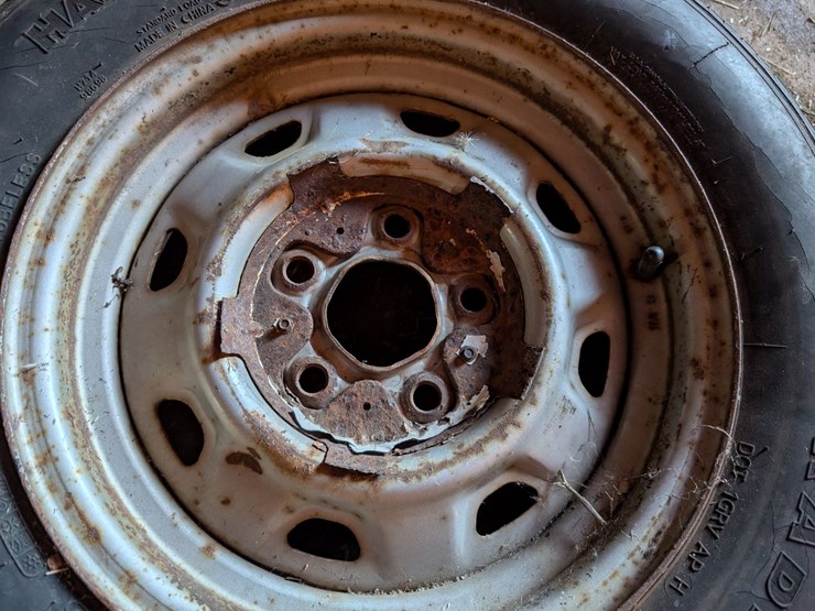 #5539-•-tire-on-rim-image-2