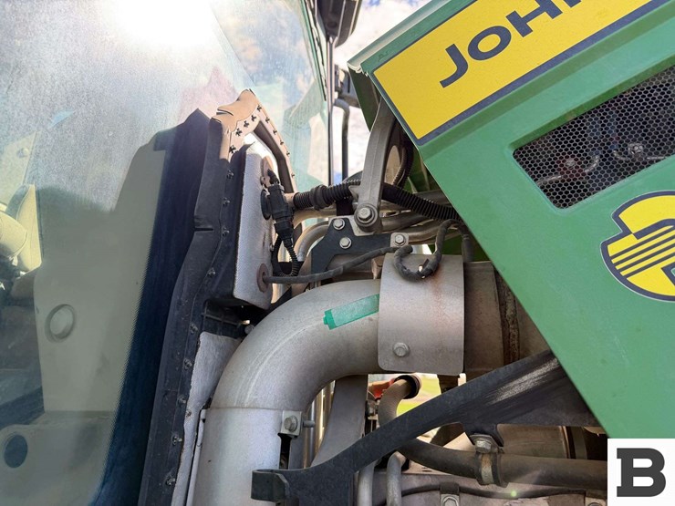 2021-john-deere-7r-210-image-59