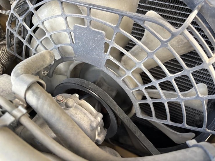 2020-caterpillar-2c6000-image-31