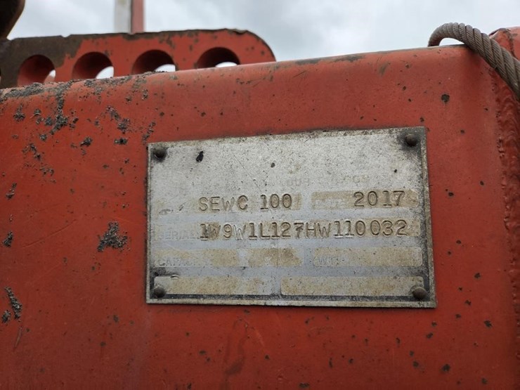 2016-peterbilt-367-image-46