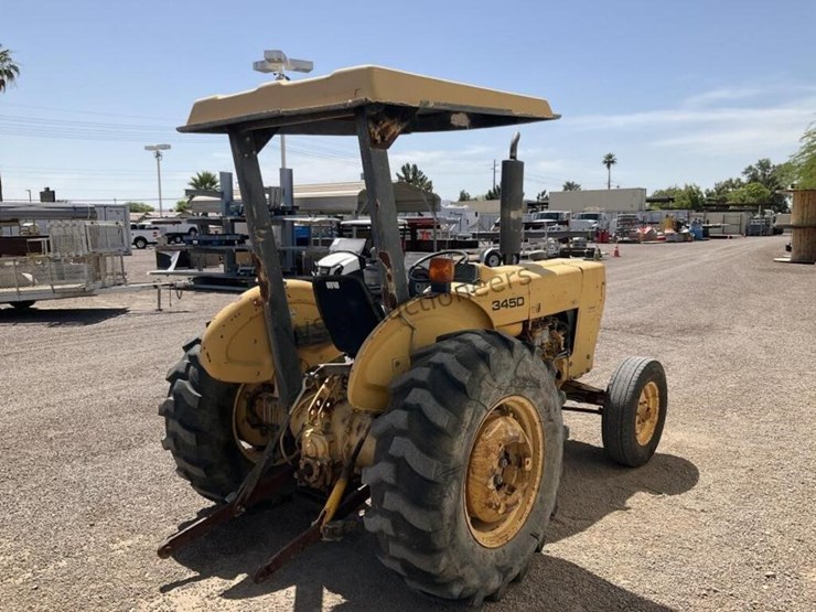new-holland-345d-image-5