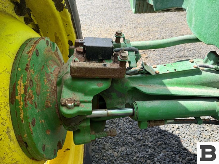 2013-john-deere-7200r-image-15