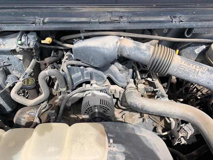 2004-ford-f350-image-18