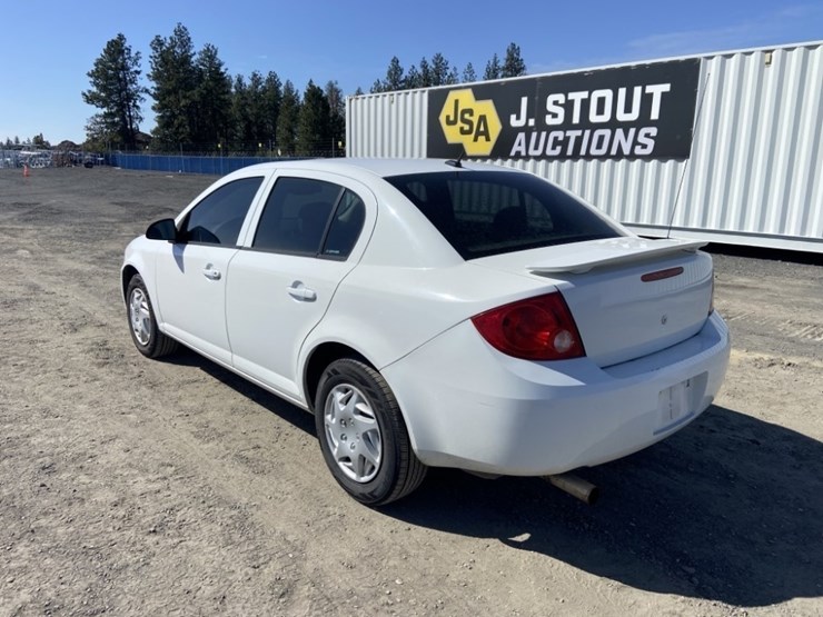 2006-chevrolet-cobalt-sedan-image-3