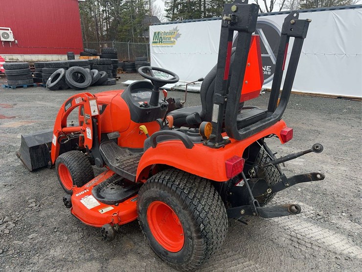 2019-kioti-cs2210-image-7