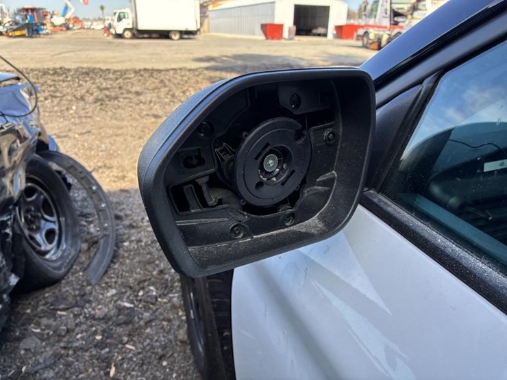 2022-ford-explorer-police-interceptor-image-12