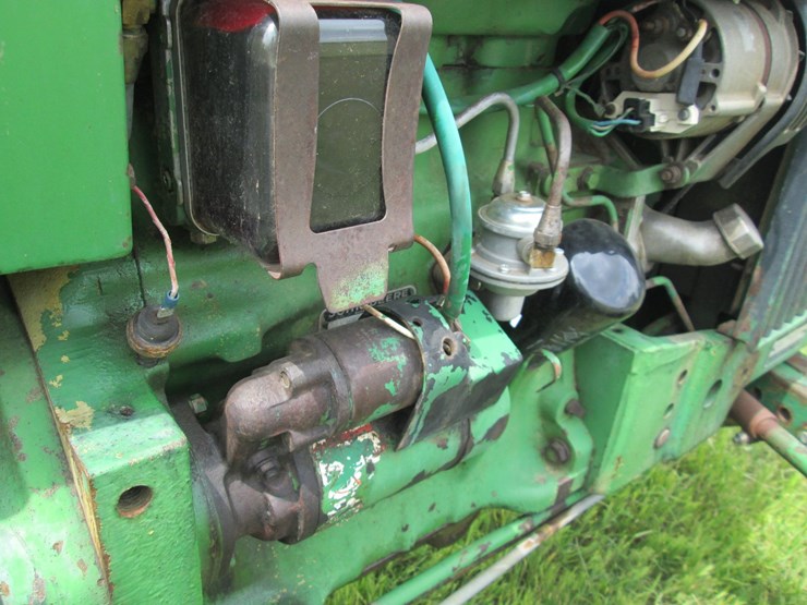 1976-john-deere-2040-image-13
