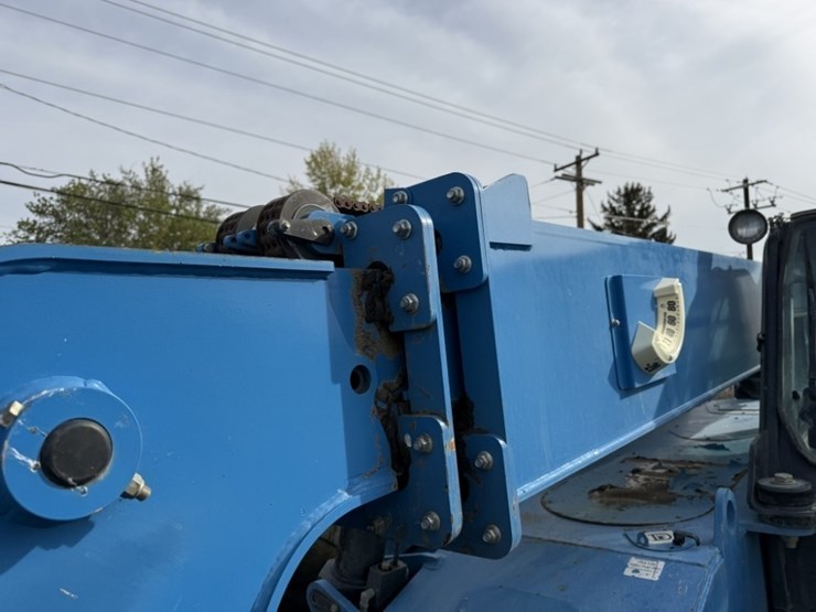 2014-genie-gth844-image-13