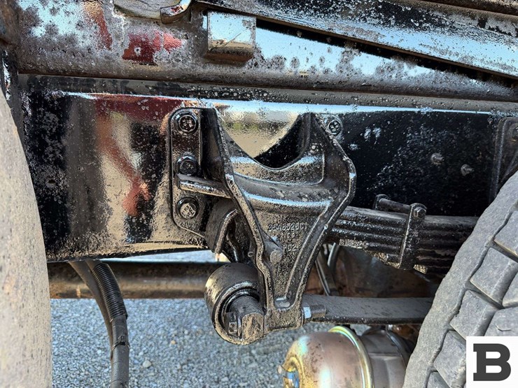 2010-ford-f750-image-18