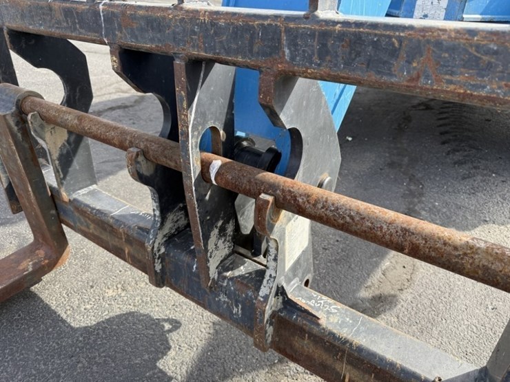 2016-genie-gth1056-image-10