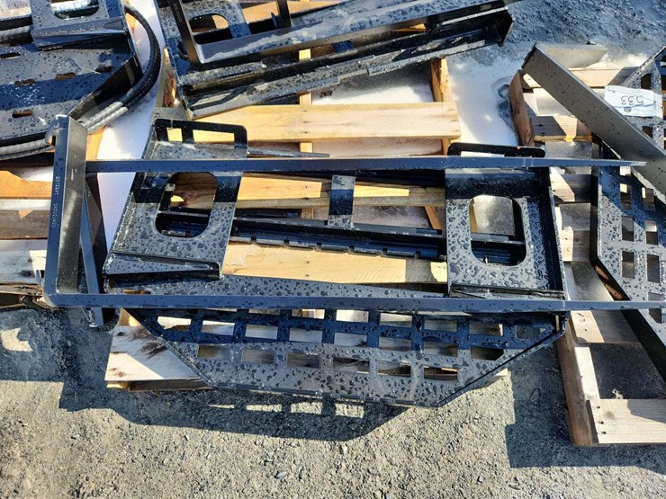 future-ft-dhc-skid-steer-forks-image-1