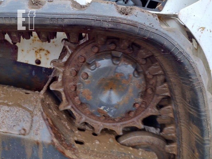 2017-bobcat-t590-image-20