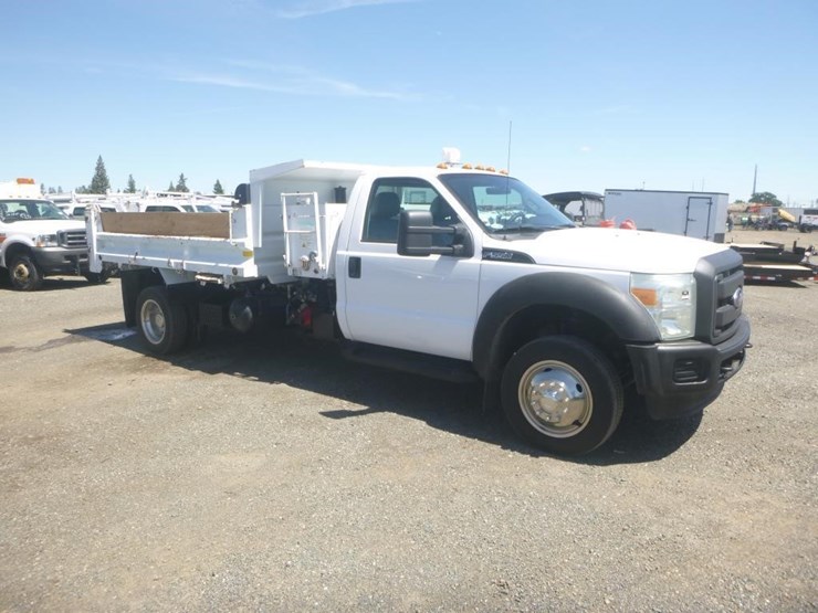 2011-ford-f550-image-2