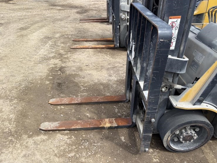 2020-caterpillar-2c6000-image-9