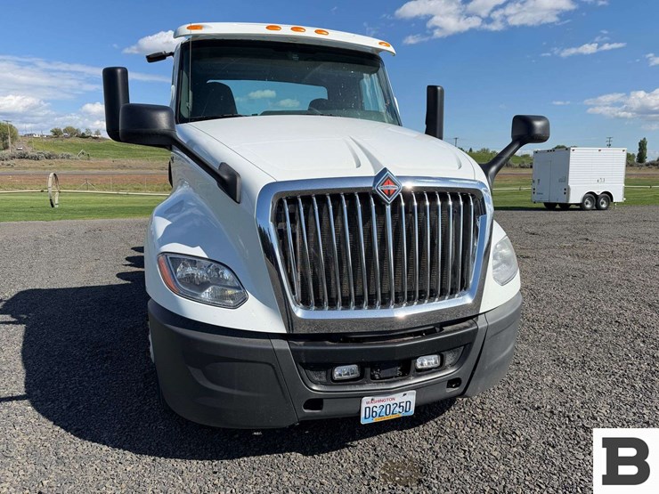 2018-international-lt-image-8