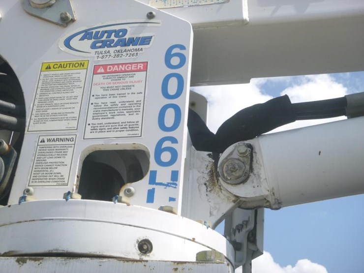 2014-auto-crane-6006h-image-10