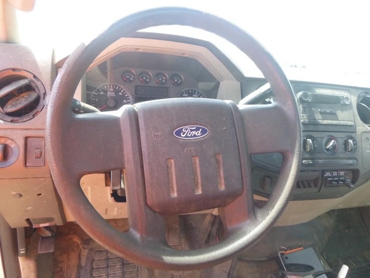 2009-ford-f350-image-10