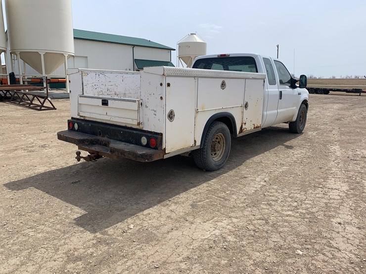 2004-ford-f350-image-5