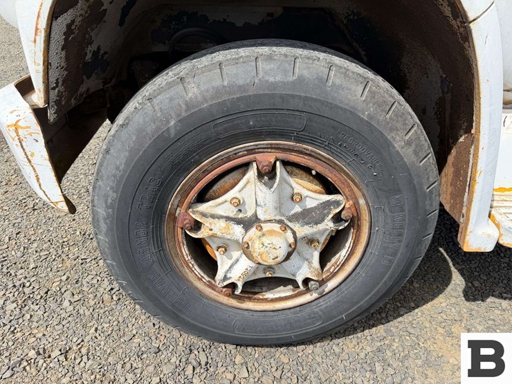 1975-chevrolet-c65-image-10