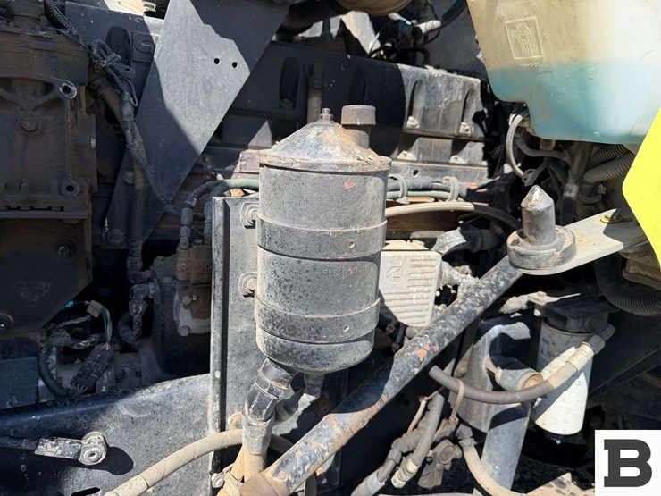 1998-kenworth-t800-image-39