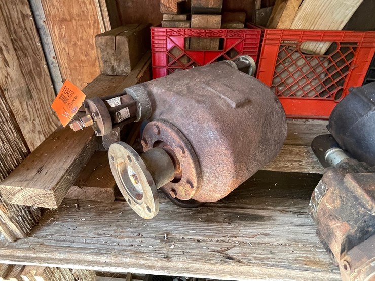 #10428-•-big-pto-driven-dual-hydraulic-pump-image-1