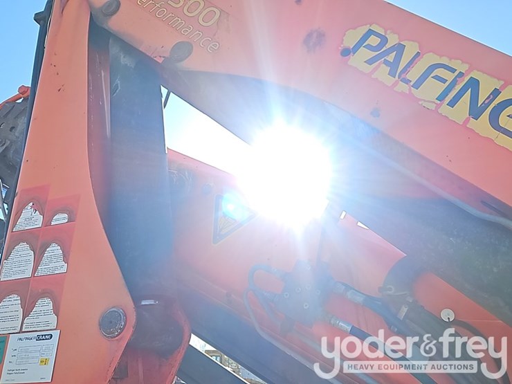 2008-international-7400-image-22