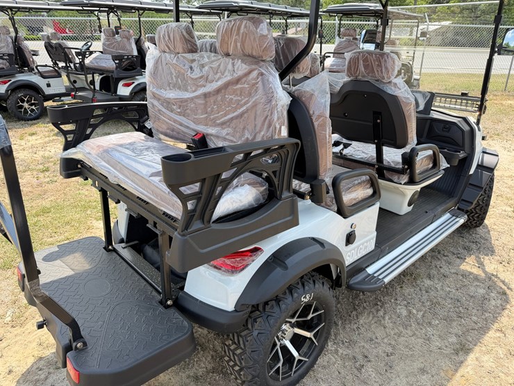 #582-•-#581-•-golf-cart-image-5