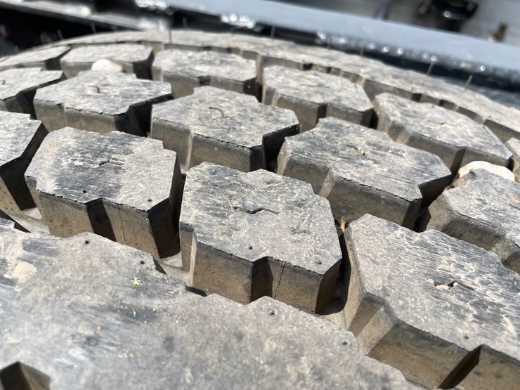 1970-peterbilt-358-image-43