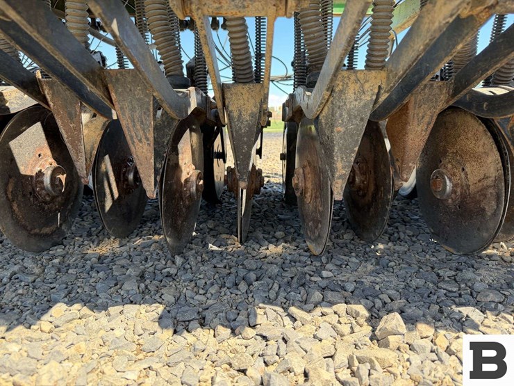 great-plains-solid-stand-15-image-19