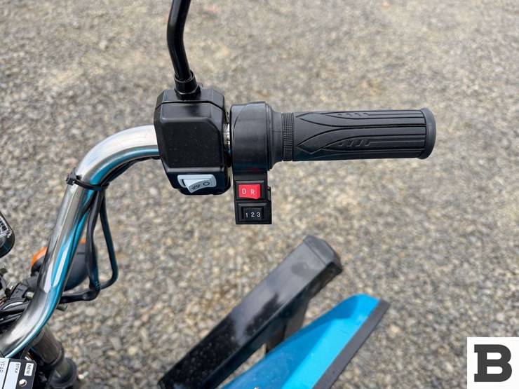 2025-ir-iret13-electric-tricycle-image-22