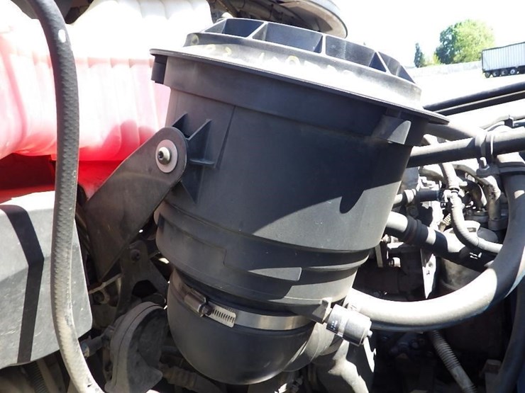 2005-utility-combo-image-24