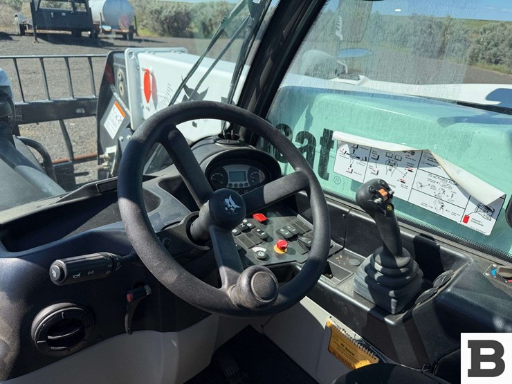 2020-bobcat-v519-image-58