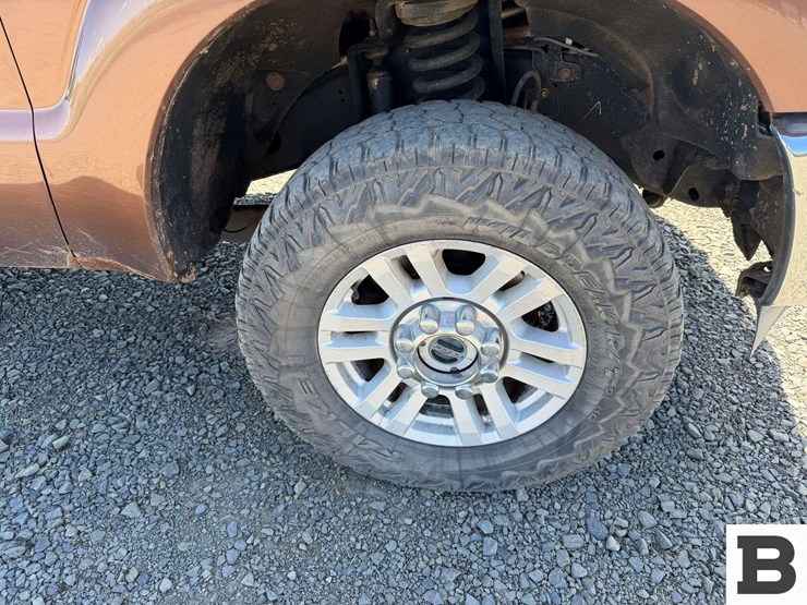 2011-ford-f350-image-24