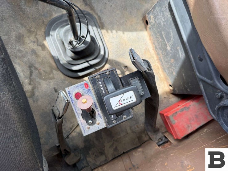 1996-ford-la9000-image-45