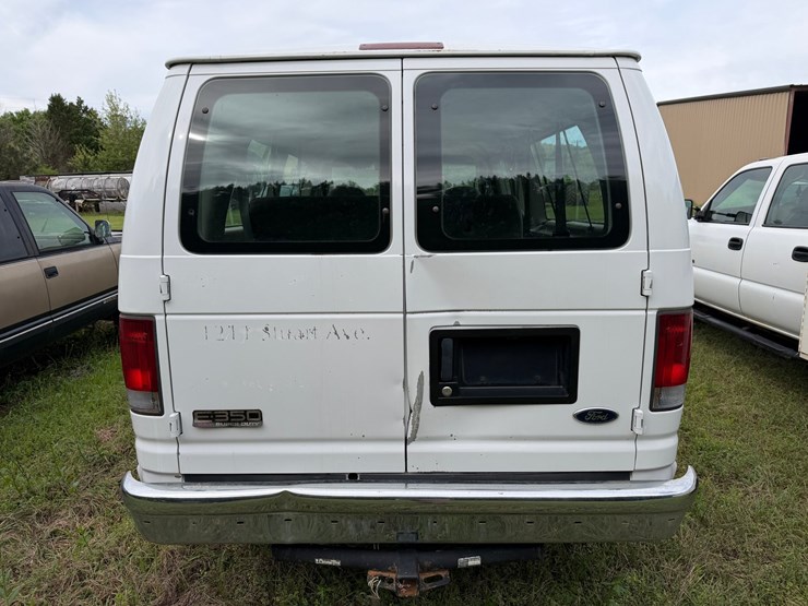 2003-ford-e350-image-5