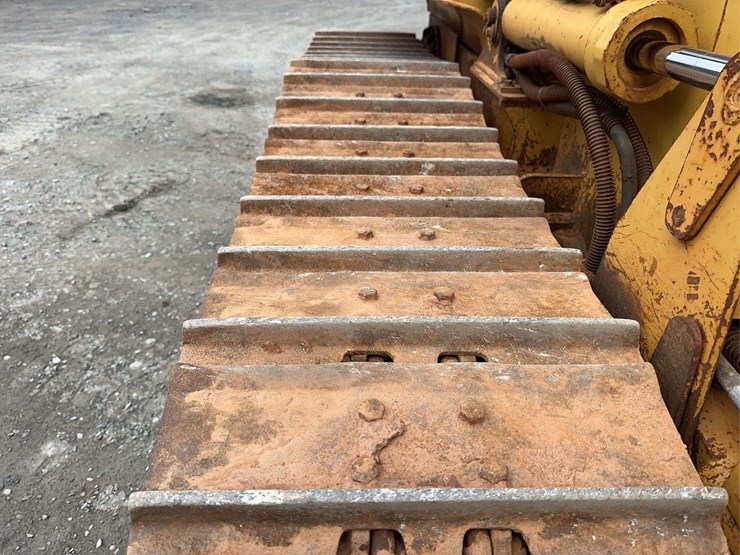 2004-caterpillar-d4g-xl-image-14