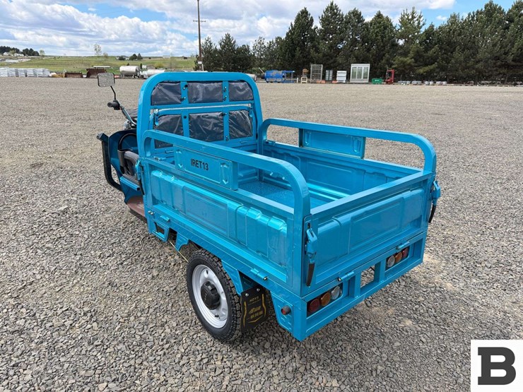 2025-ir-iret13-electric-tricycle-image-3