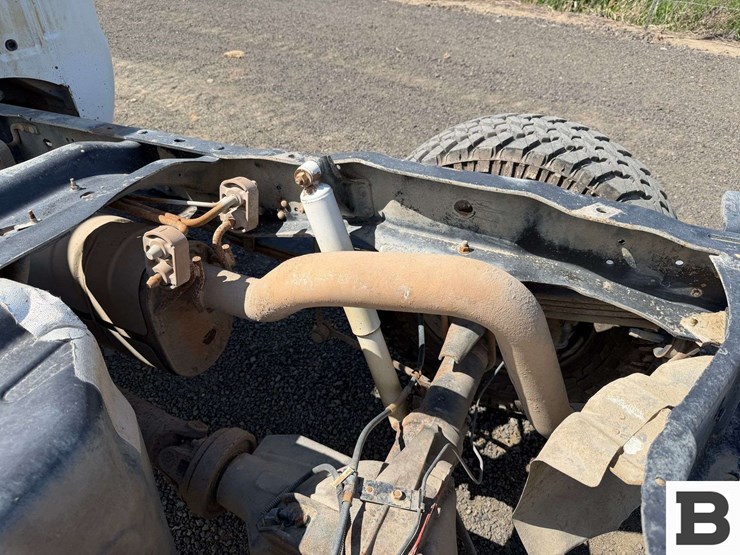 2010-ford-f250-image-17